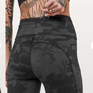 🍋NWT Lululemon Fast and Free HR crop 19”